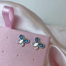 Cargar imagen en el visor de la galería, Maripositas en plata