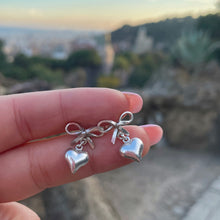 Cargar imagen en el visor de la galería, Lazos y corazones 💕
