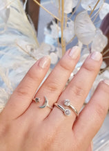 Cargar imagen en el visor de la galería, Anillo Silver Magic
